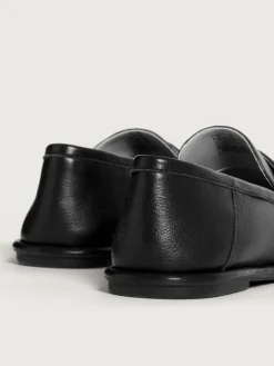 APOLLO BLACK LOAFER